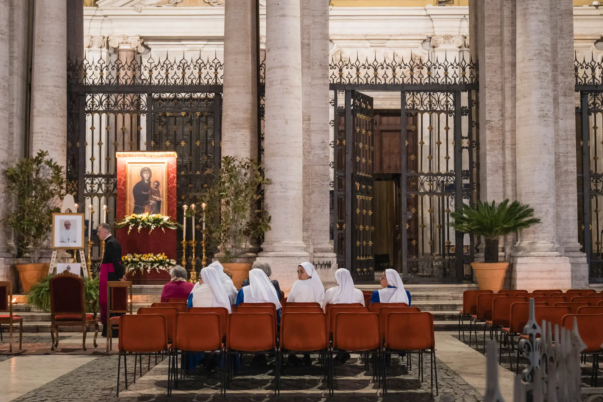 Папа Франциск обрав скромну усипальницю в Santa Maria Maggiore: останній шлях серед предків і шанування ікони Salus Populi Romani